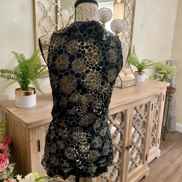 Beautiful Blouse Black & Silver Size S - Picture 2 of 6